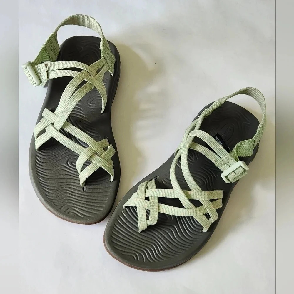 || CHACO || brand sandals